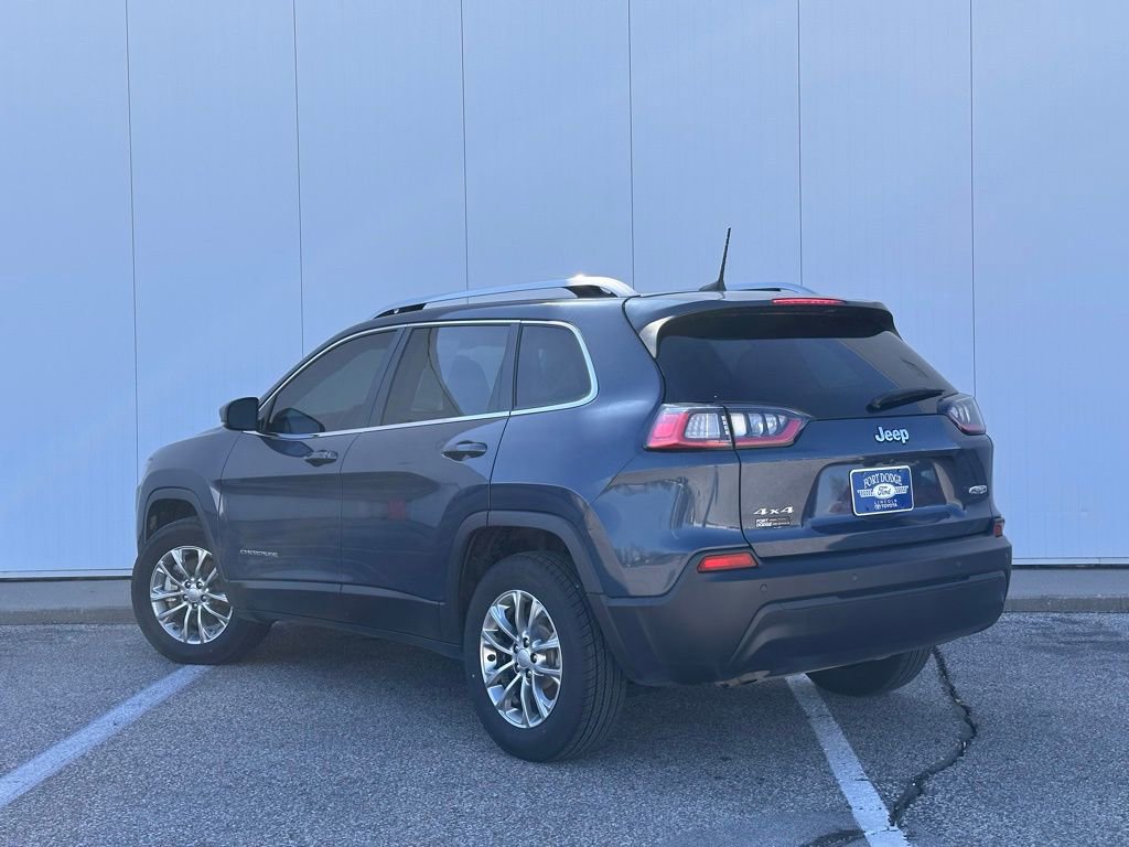 Used 2021 Jeep Cherokee Latitude Plus image 3
