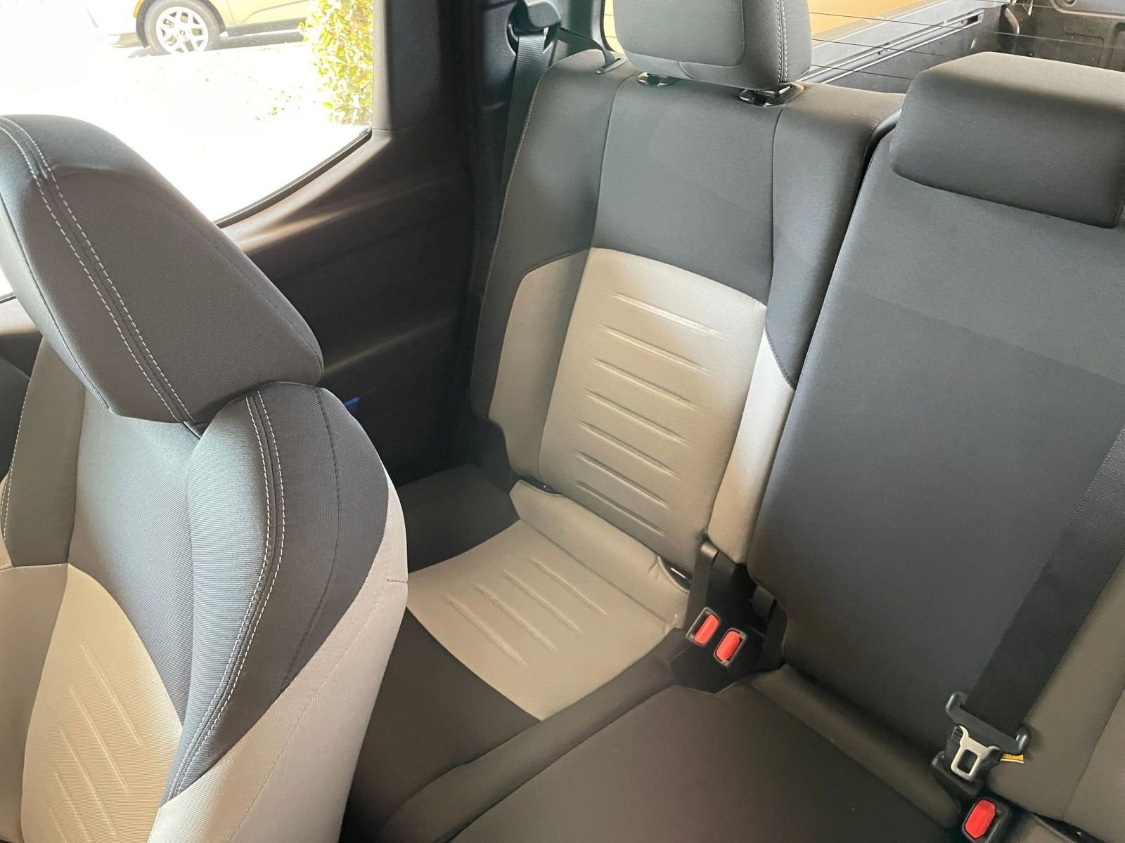 Used 2025 Toyota Tacoma TRD Off-Road image 38