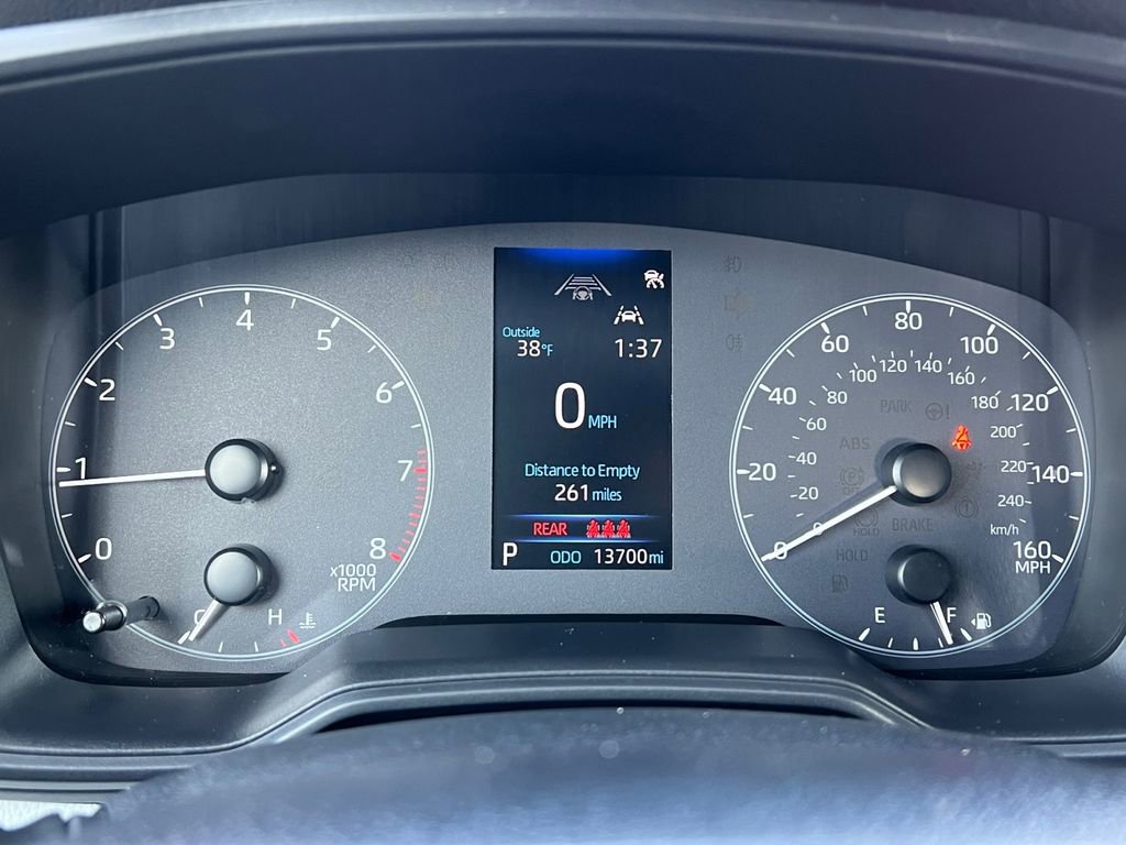 Used 2024 Toyota Corolla SE image 24