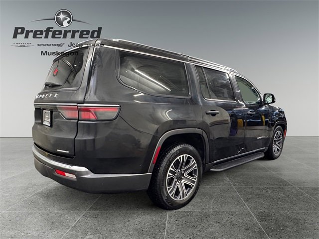 Used 2022 Jeep Wagoneer Series III image 3