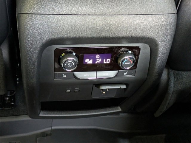 New 2026 Chevrolet Traverse High Country image 31