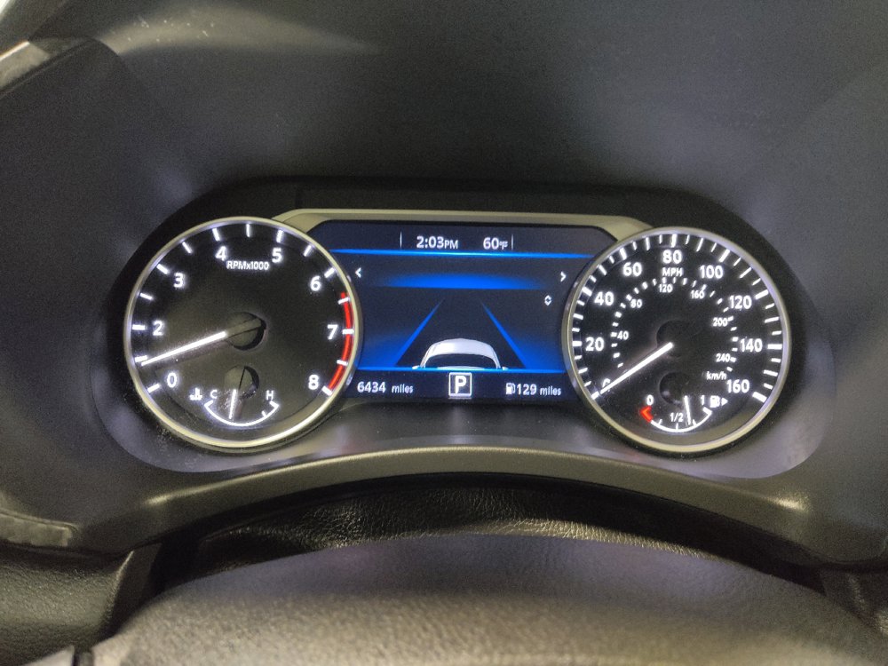Used 2024 Nissan Sentra SV FWD image 23