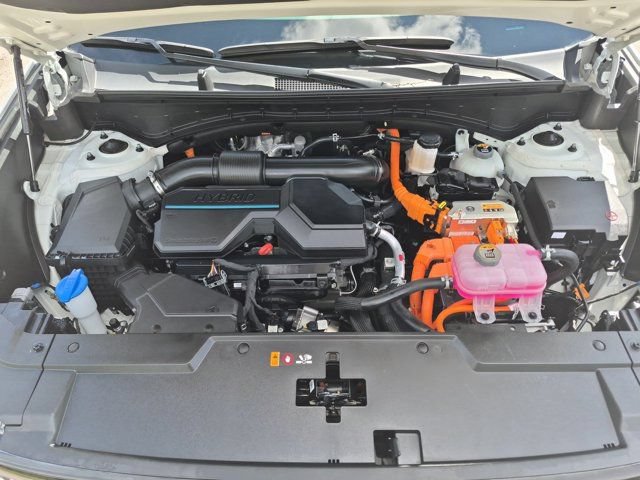 Used 2025 Hyundai Santa Fe SEL FWD image 34