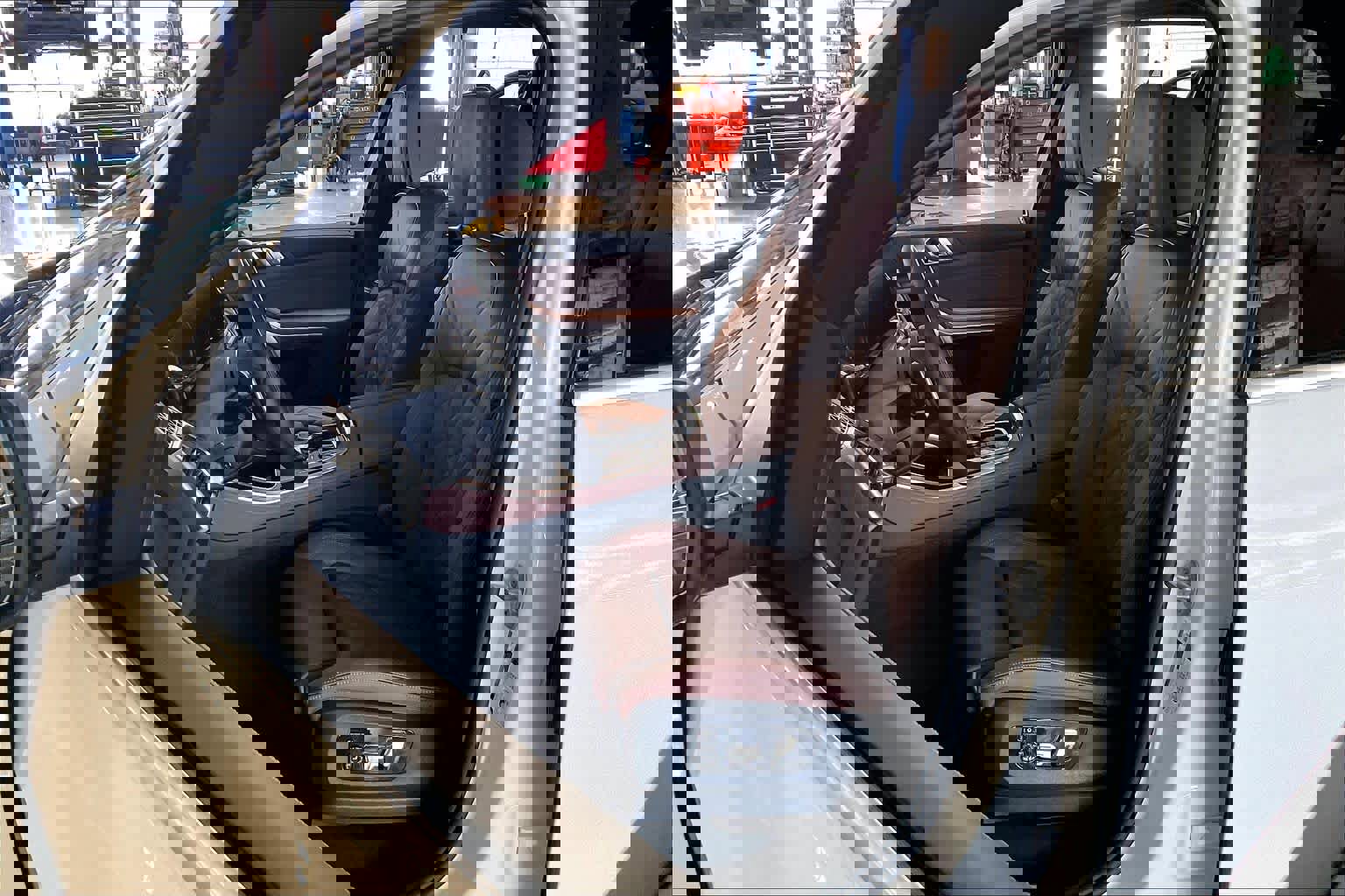 New 2026 BMW X5 sDrive40i w/ Climate Comfort Package image 9