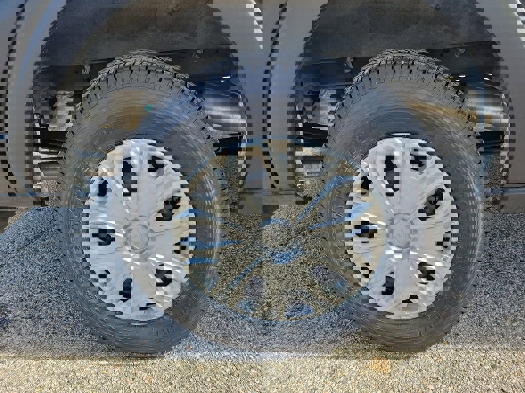 Used 2024 Ford Transit 350 XLT image 5