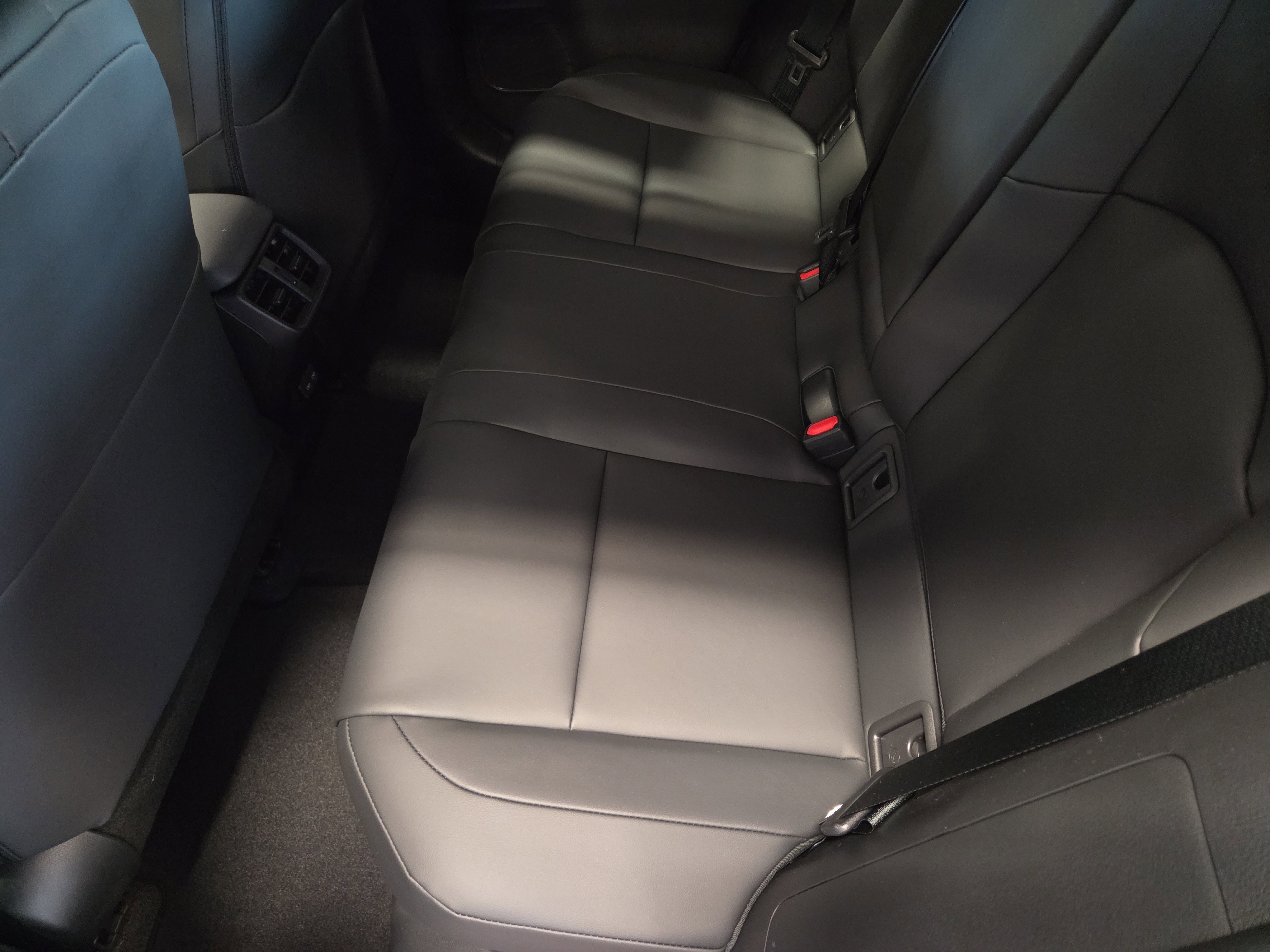 New 2026 Lexus UX 300h AWD image 9