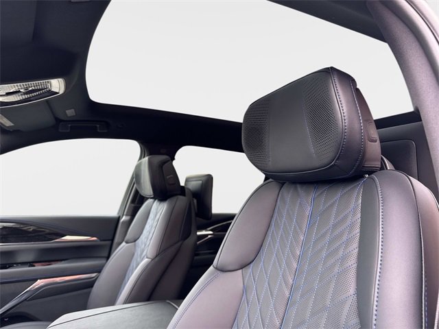 New 2026 Cadillac Escalade IQ Sport 1 w/ LPO, ONYX Package image 18