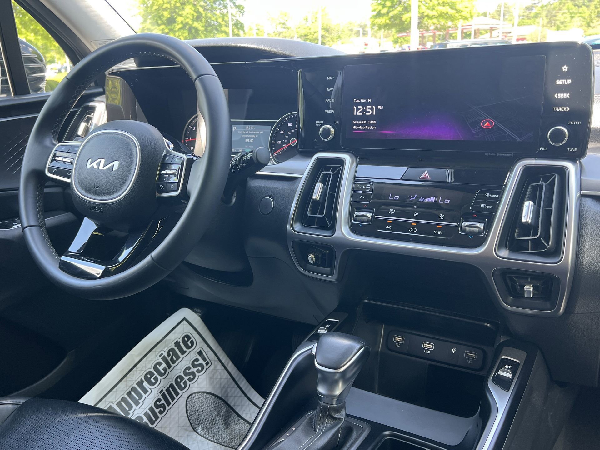 Used 2023 Kia Sorento S w/ Panoramic Sunroof Package FWD image 3