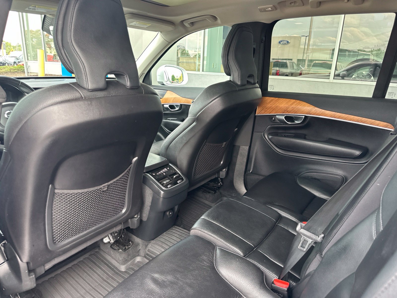 Used 2023 Volvo XC90 B5 Plus w/ Protection Package Premier AWD/4WD image 19