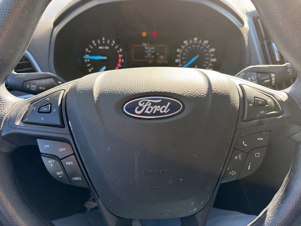 Used 2019 Ford Edge SE w/ SE Fleet Driver's Package FWD image 18