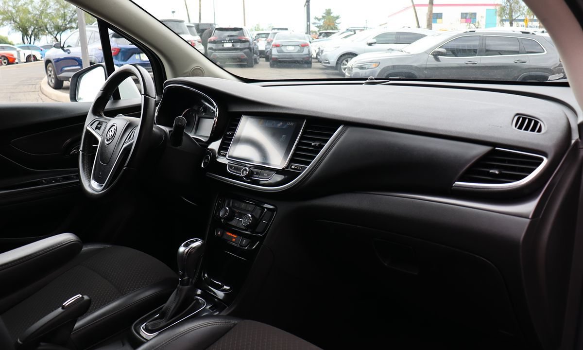 Used 2021 Buick Encore Preferred w/ Safety Package II FWD image 35