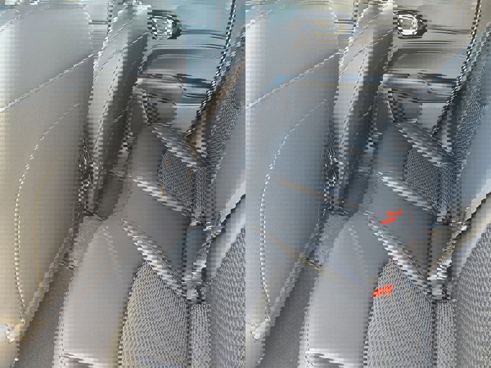 New 2026 Jeep Compass Latitude image 27