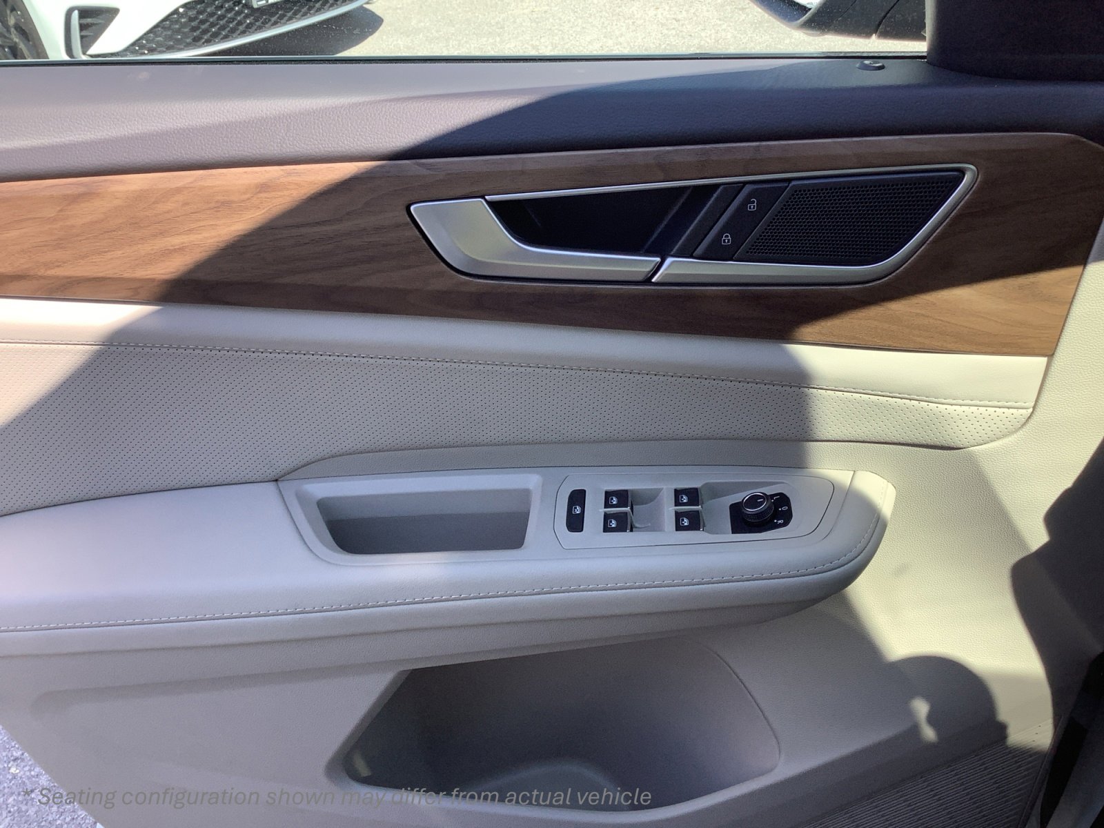 New 2026 Volkswagen Atlas SE FWD image 28