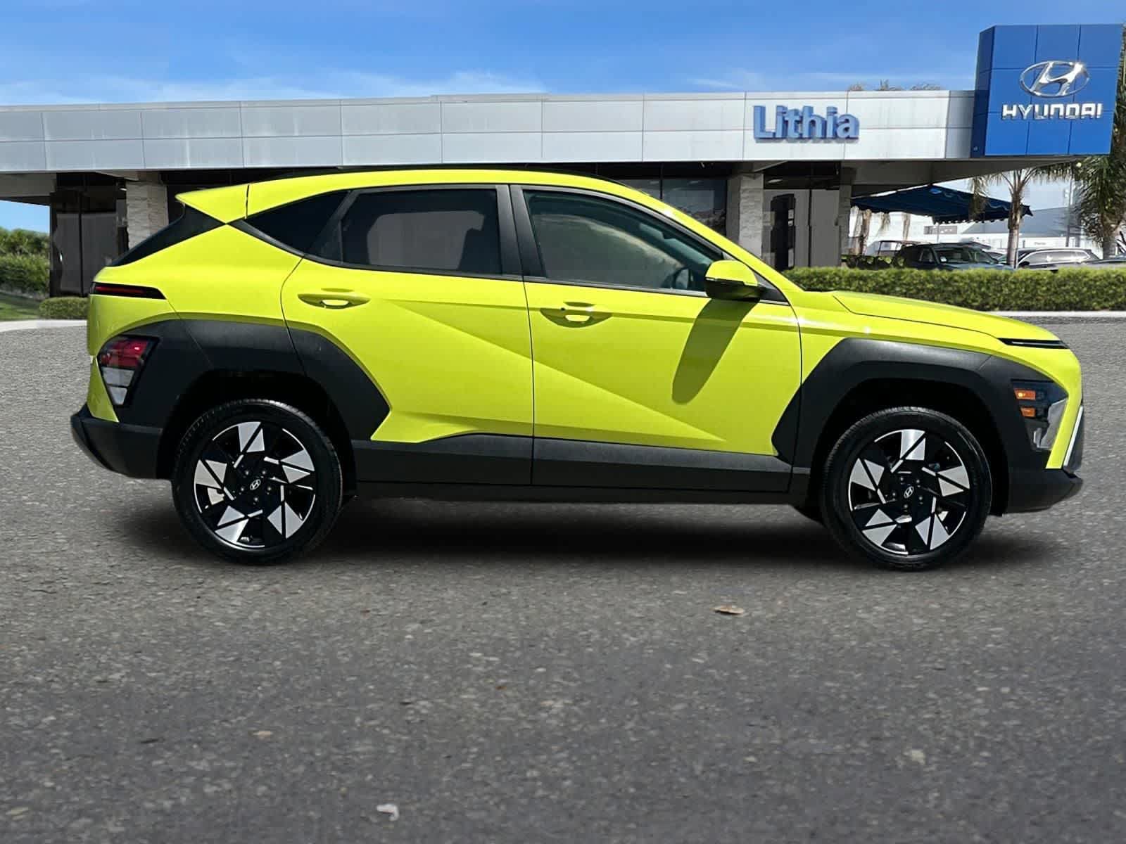 Used 2024 Hyundai Kona SEL AWD/4WD image 9