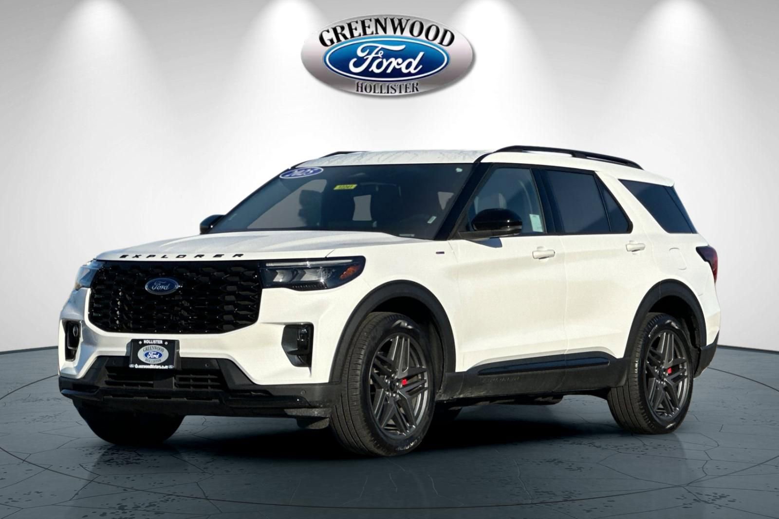 Certified 2025 Ford Explorer ST-Line w/ ST-Line Street Pack image 8