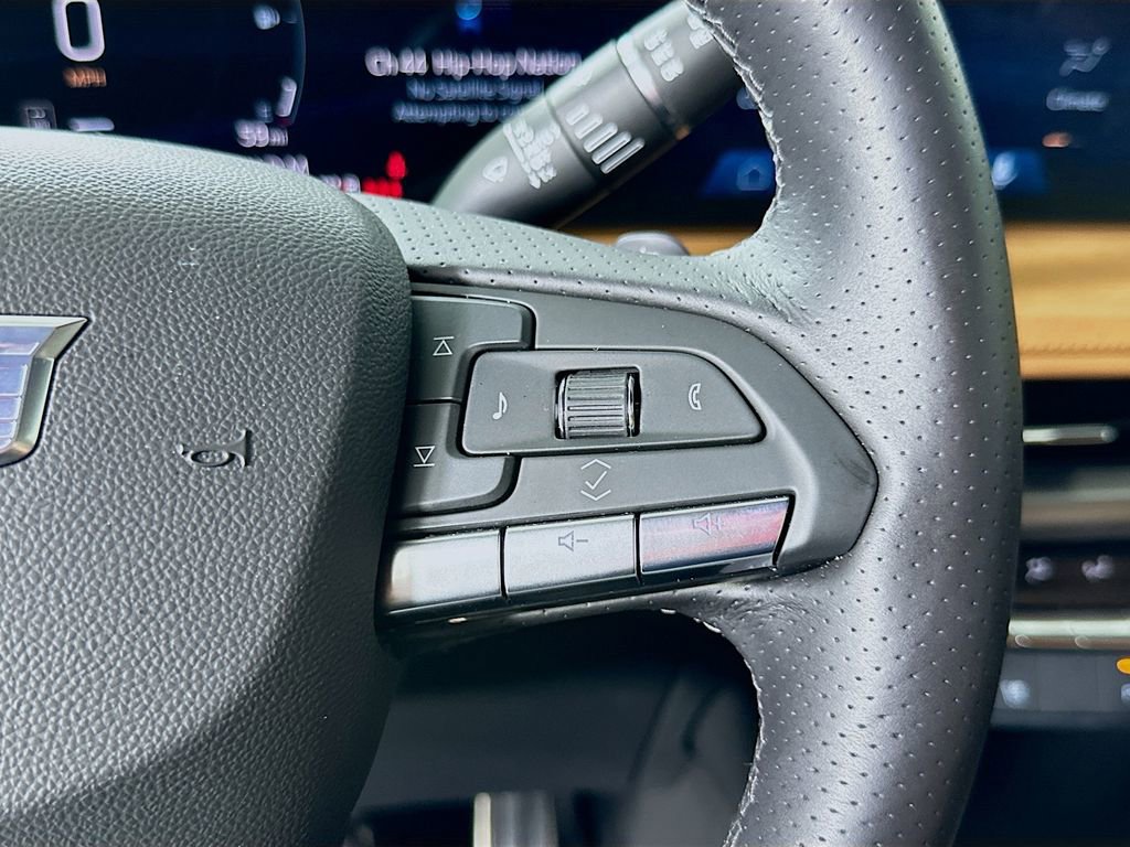 Used 2025 Cadillac XT4 Sport image 24