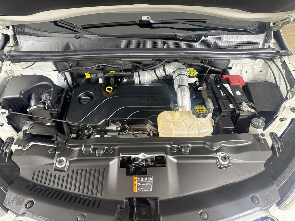Used 2021 Buick Encore Preferred AWD/4WD image 24