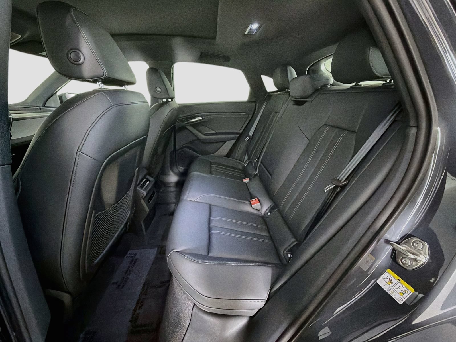 New 2027 Audi SQ6 e-tron Premium AWD/4WD image 24