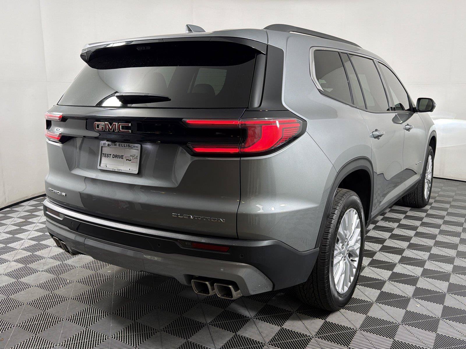 New 2026 GMC Acadia Elevation w/ Elevation Premium Package FWD image 6