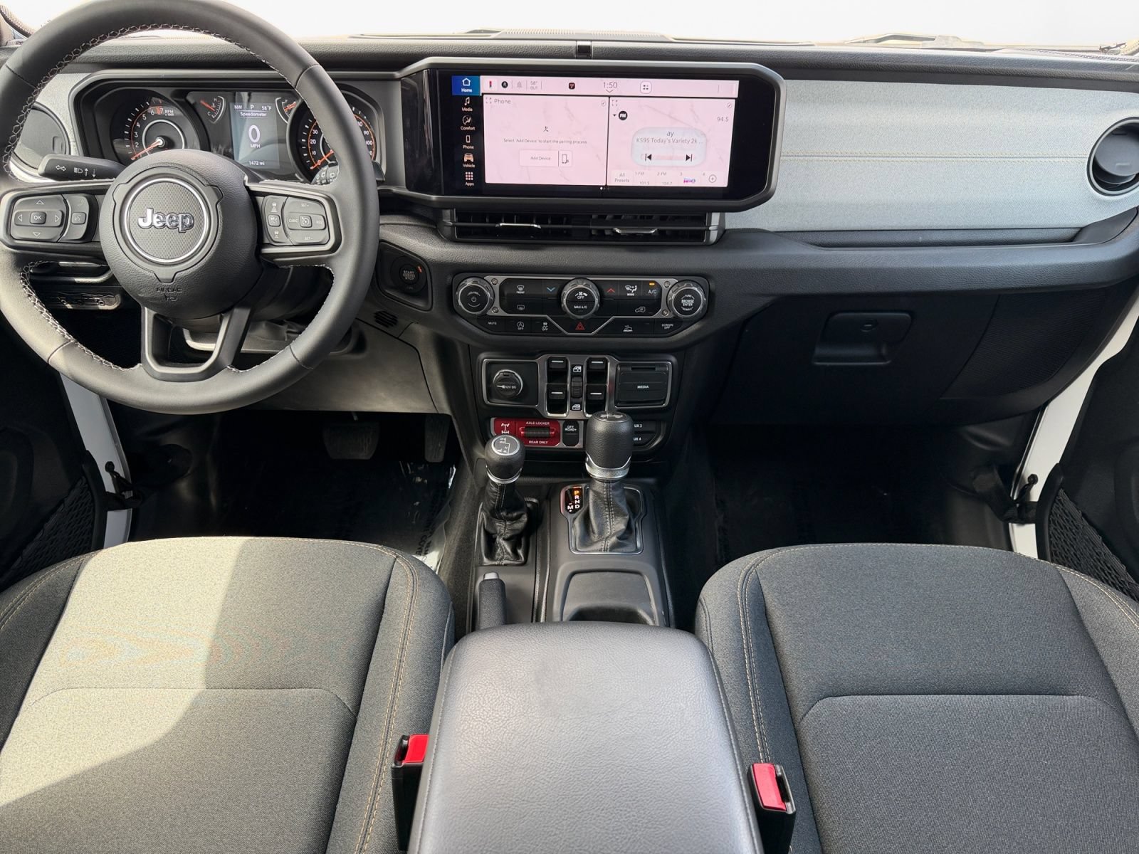 Used 2025 Jeep Wrangler Unlimited Sport AWD/4WD image 11