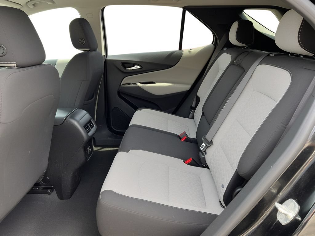 Used 2022 Chevrolet Equinox LS w/ LS Convenience Package AWD/4WD image 7