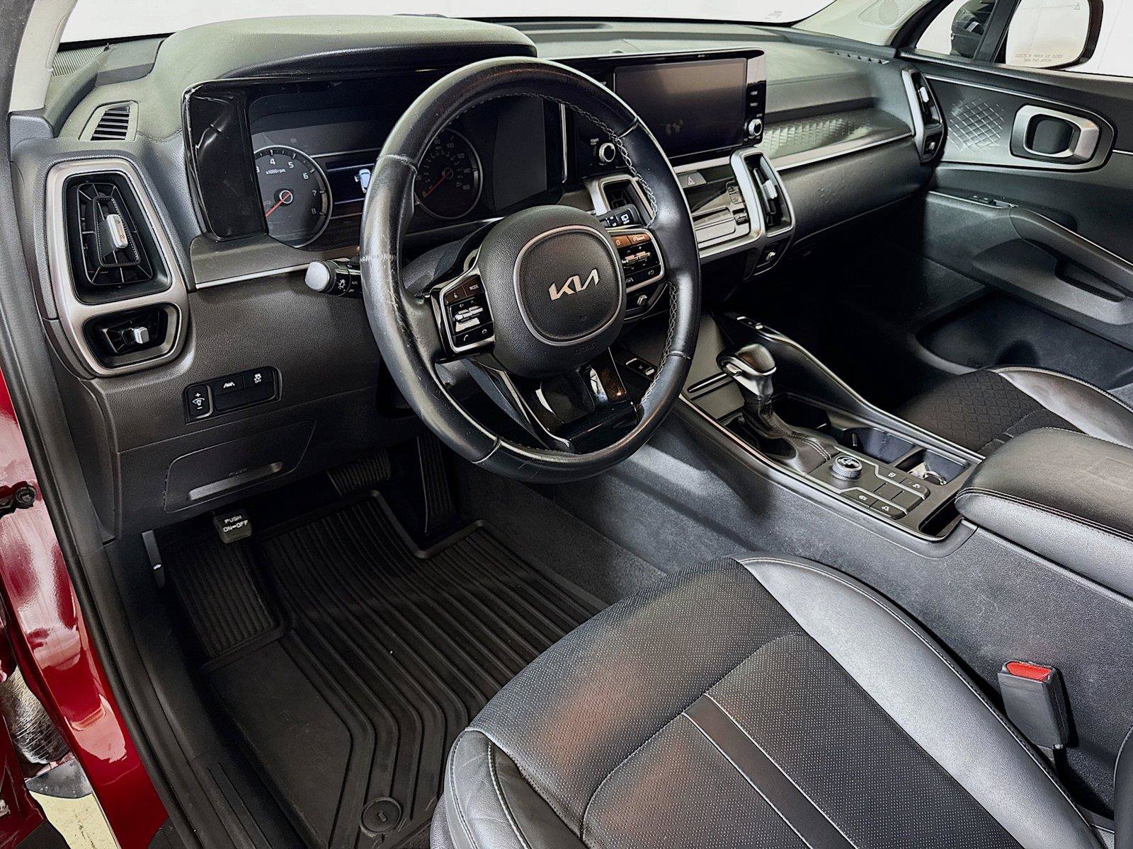 Used 2022 Kia Sorento S FWD image 7
