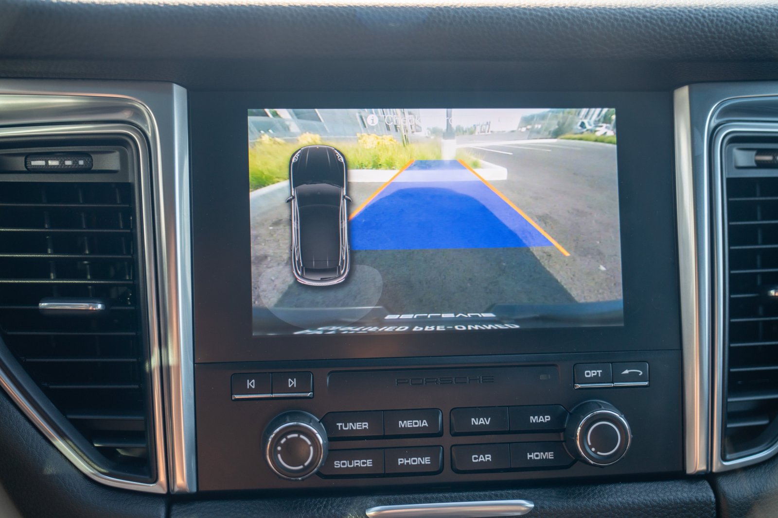 Used 2018 Porsche Macan S AWD/4WD image 19