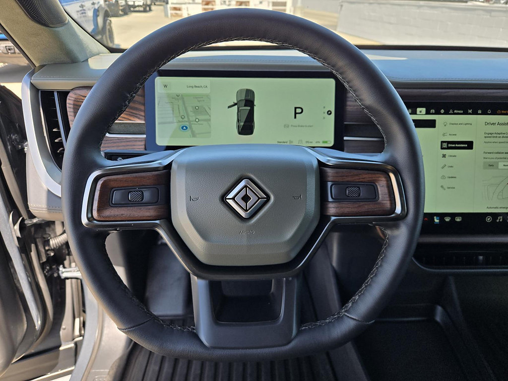 Used 2023 Rivian R1S Adventure AWD/4WD image 13
