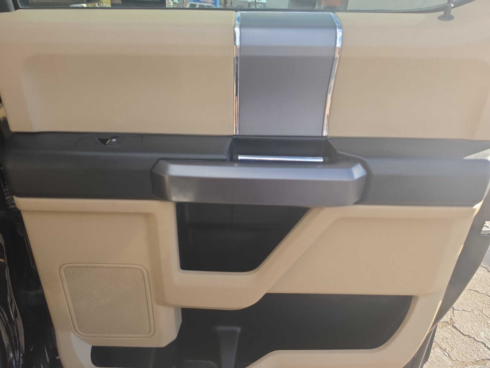 Used 2020 Ford F350 XLT w/ XLT Premium Package AWD/4WD image 27