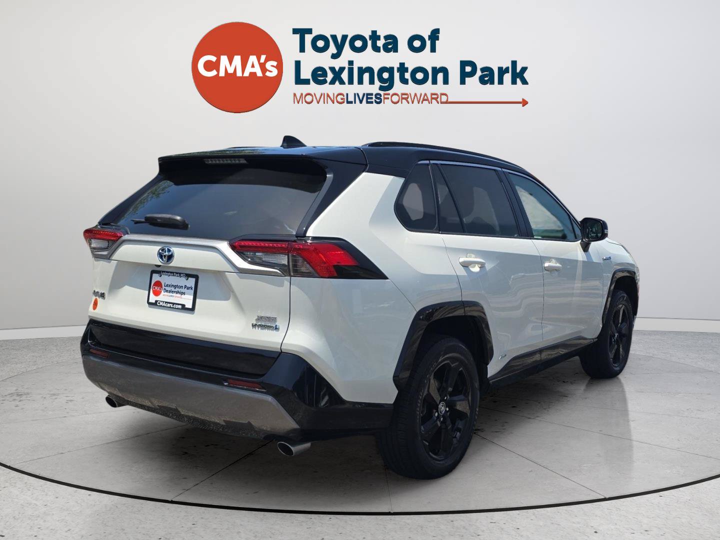 Used 2020 Toyota RAV4 XSE w/ All Weather Liner Package AWD/4WD image 7
