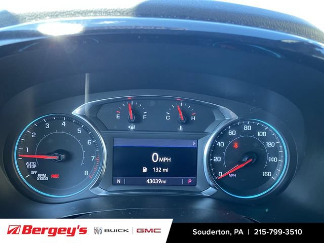 Used 2023 Chevrolet Traverse LT AWD/4WD image 14