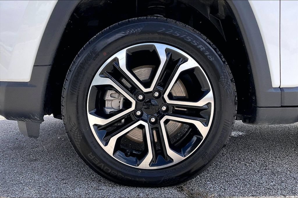 Used 2024 Jeep Compass Limited AWD/4WD image 35