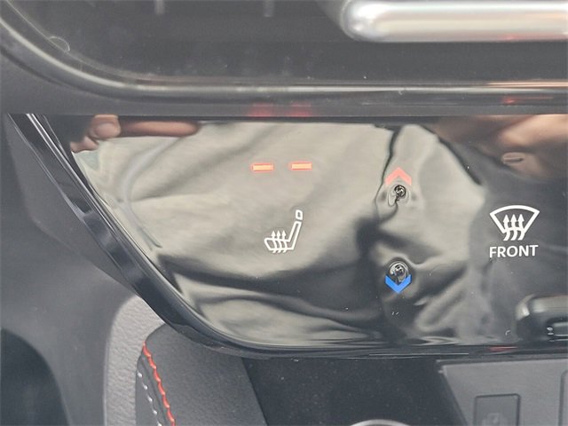 New 2026 Nissan Kicks SR w/ Cold Weather Package image 15