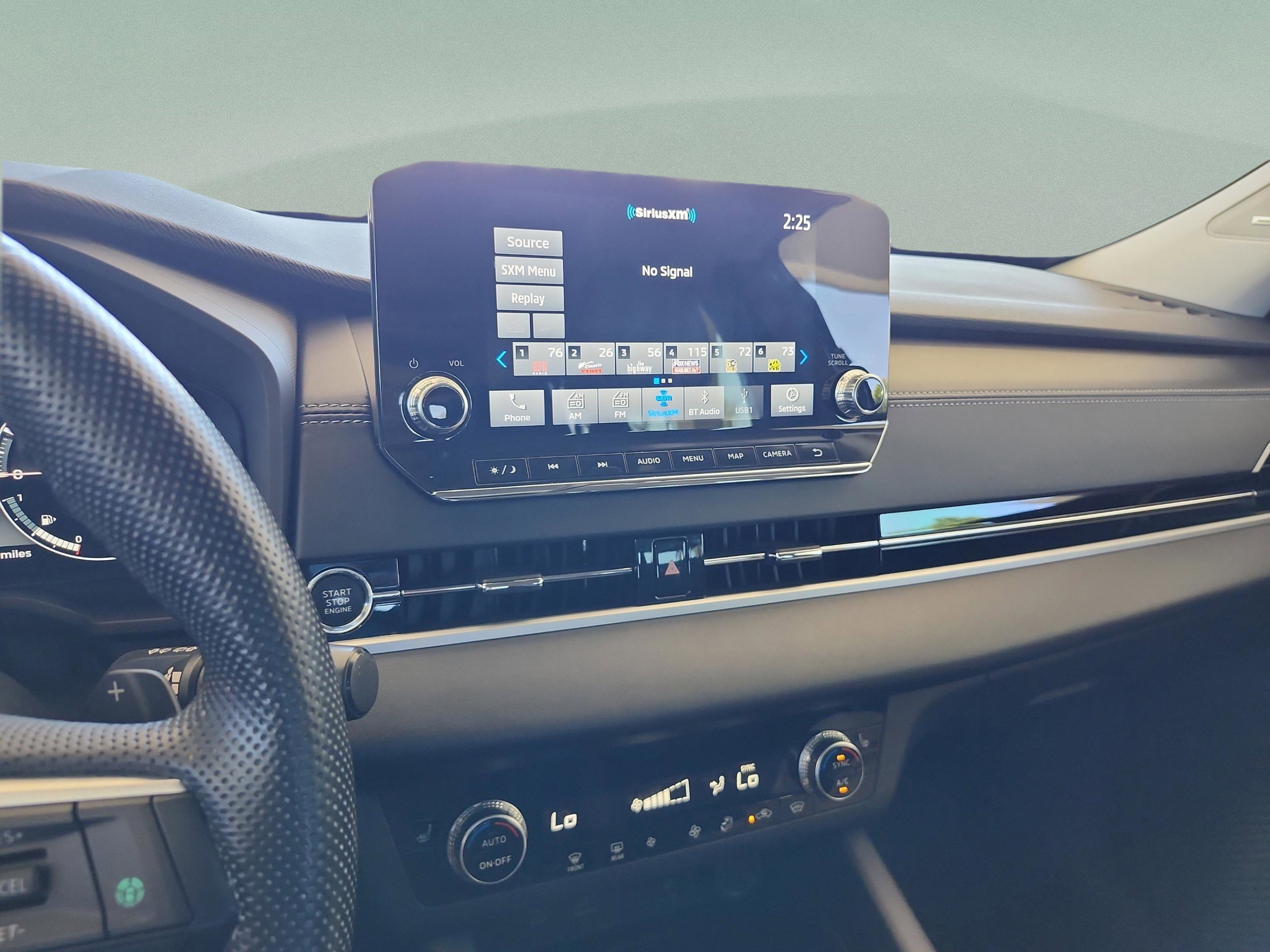 Used 2022 Mitsubishi Outlander SE image 12