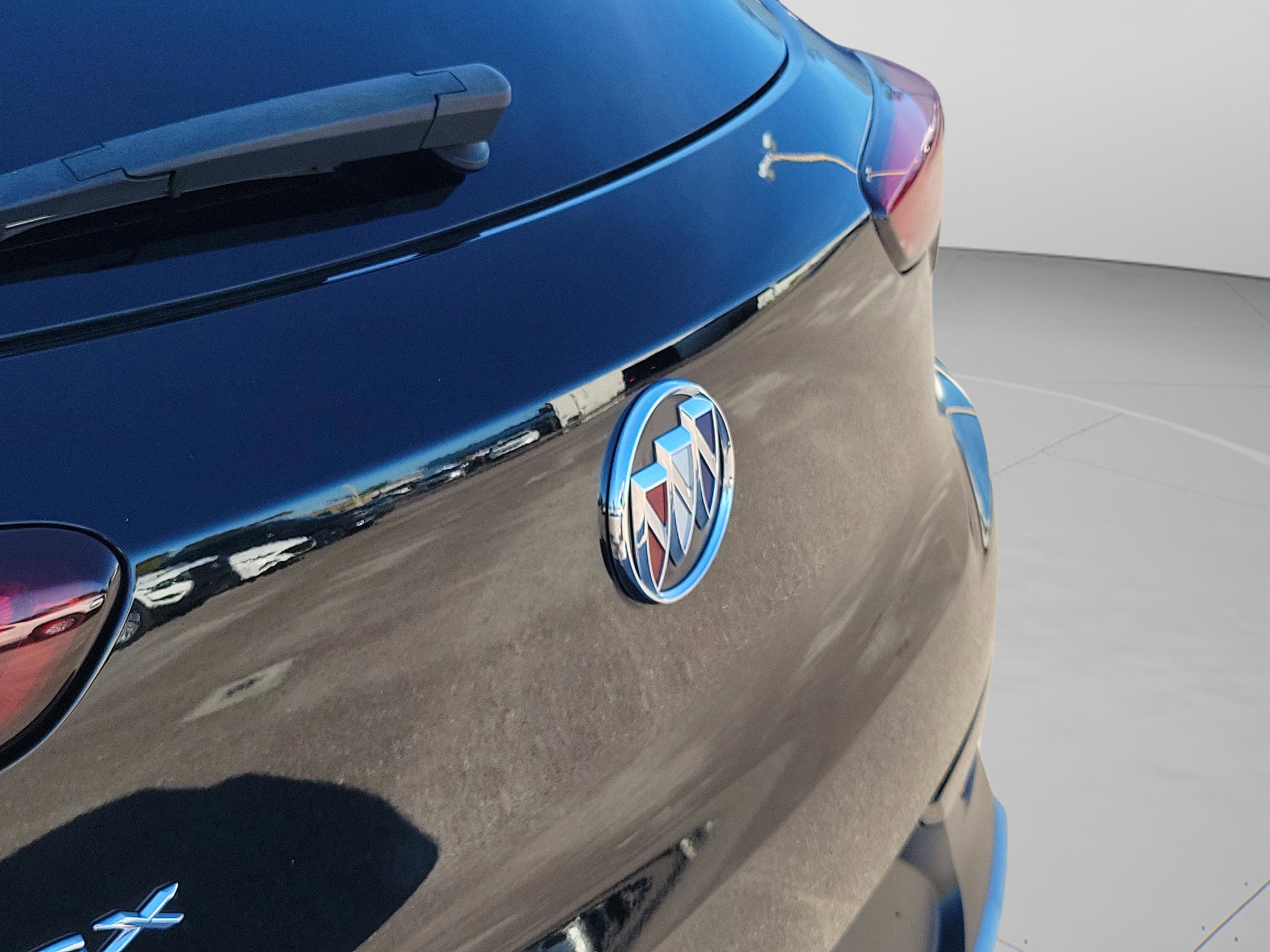 Used 2022 Buick Encore GX Select image 27