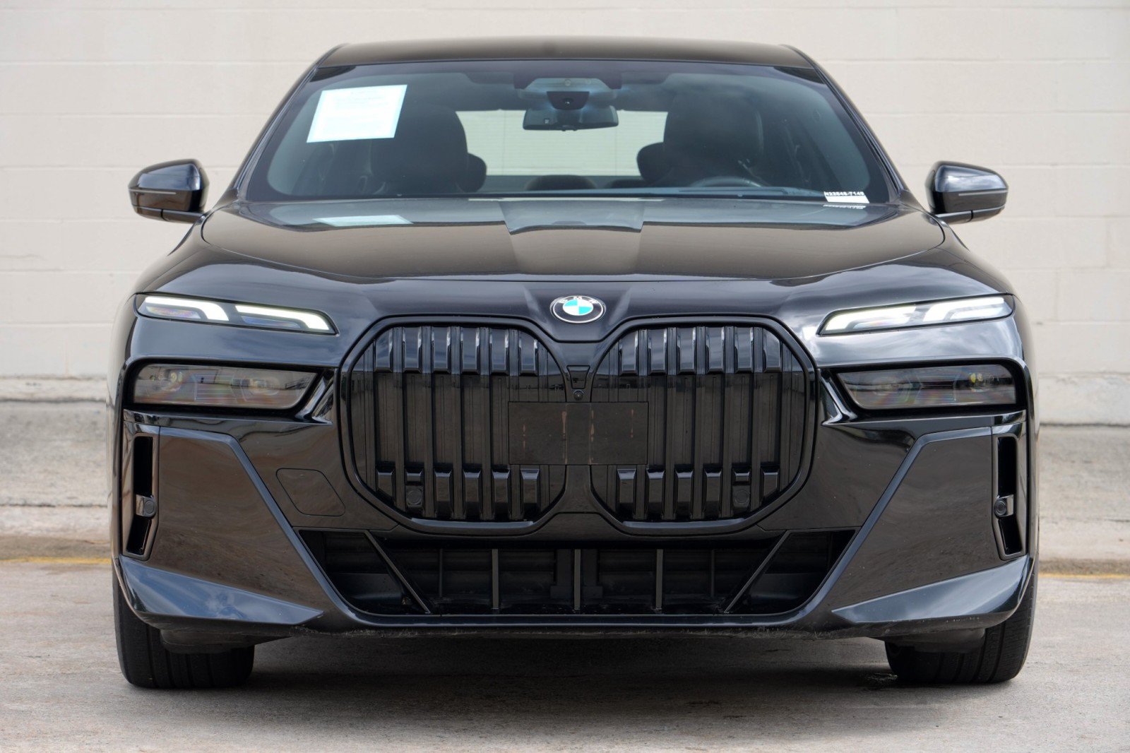 Used 2023 BMW 740i RWD image 7