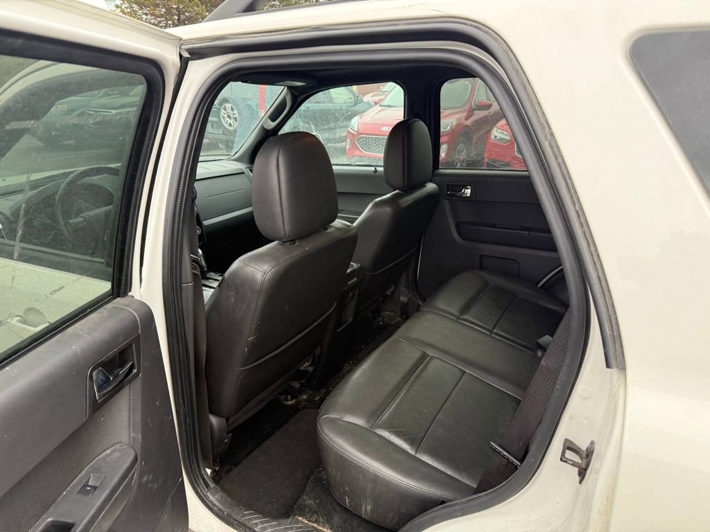 Used 2012 Ford Escape Limited w/ Class II Trailer Towing Pkg image 6