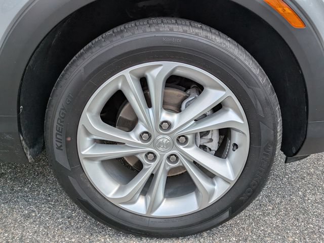 Used 2023 Buick Encore GX Preferred w/ Cold Weather Comfort Package FWD image 11