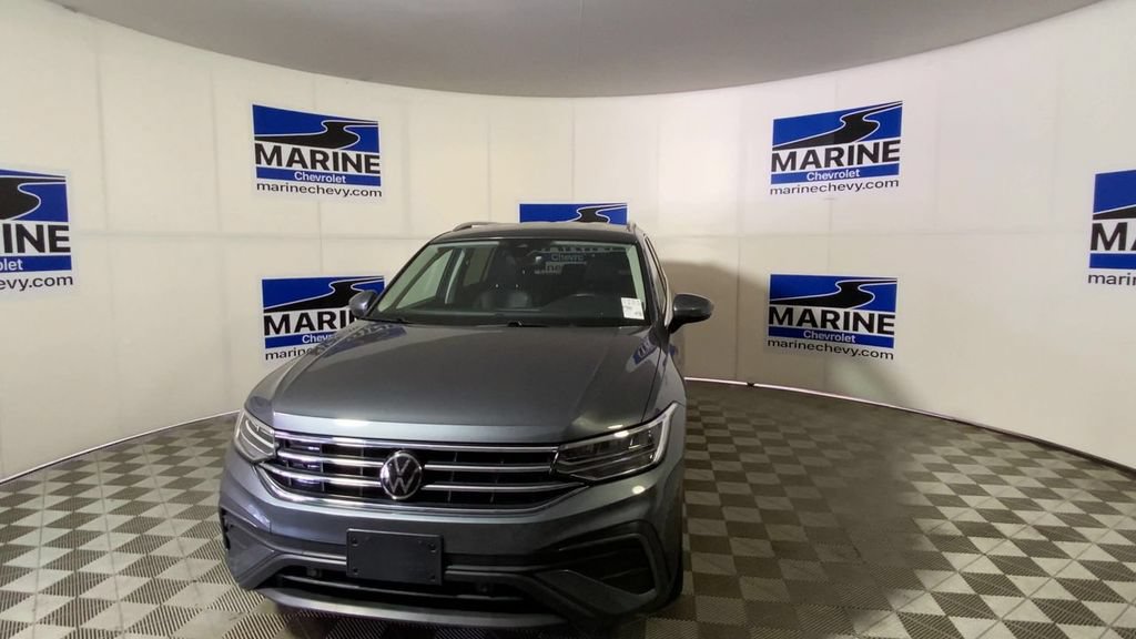 Used 2023 Volkswagen Tiguan SE AWD/4WD image 5