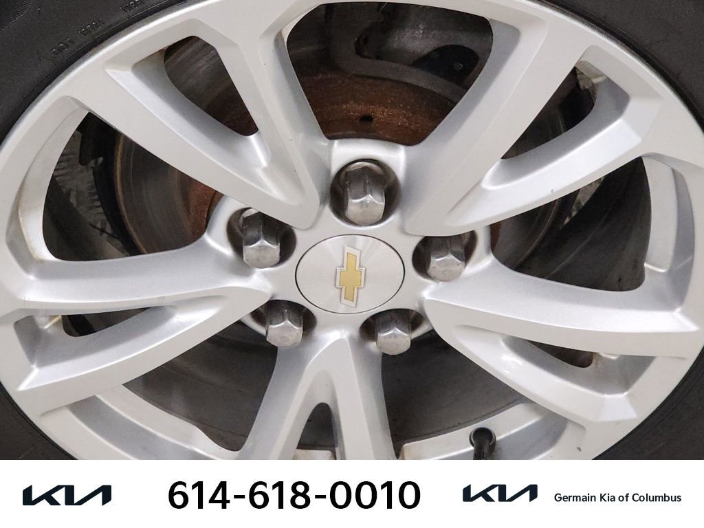 Used 2016 Chevrolet Equinox LT w/ Convenience Package image 12