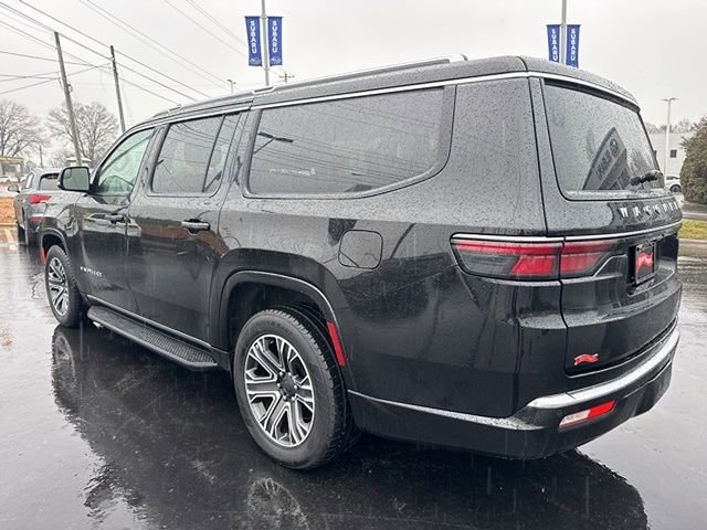 Used 2024 Jeep Wagoneer L Series II w/ Flexible Seating Group image 3