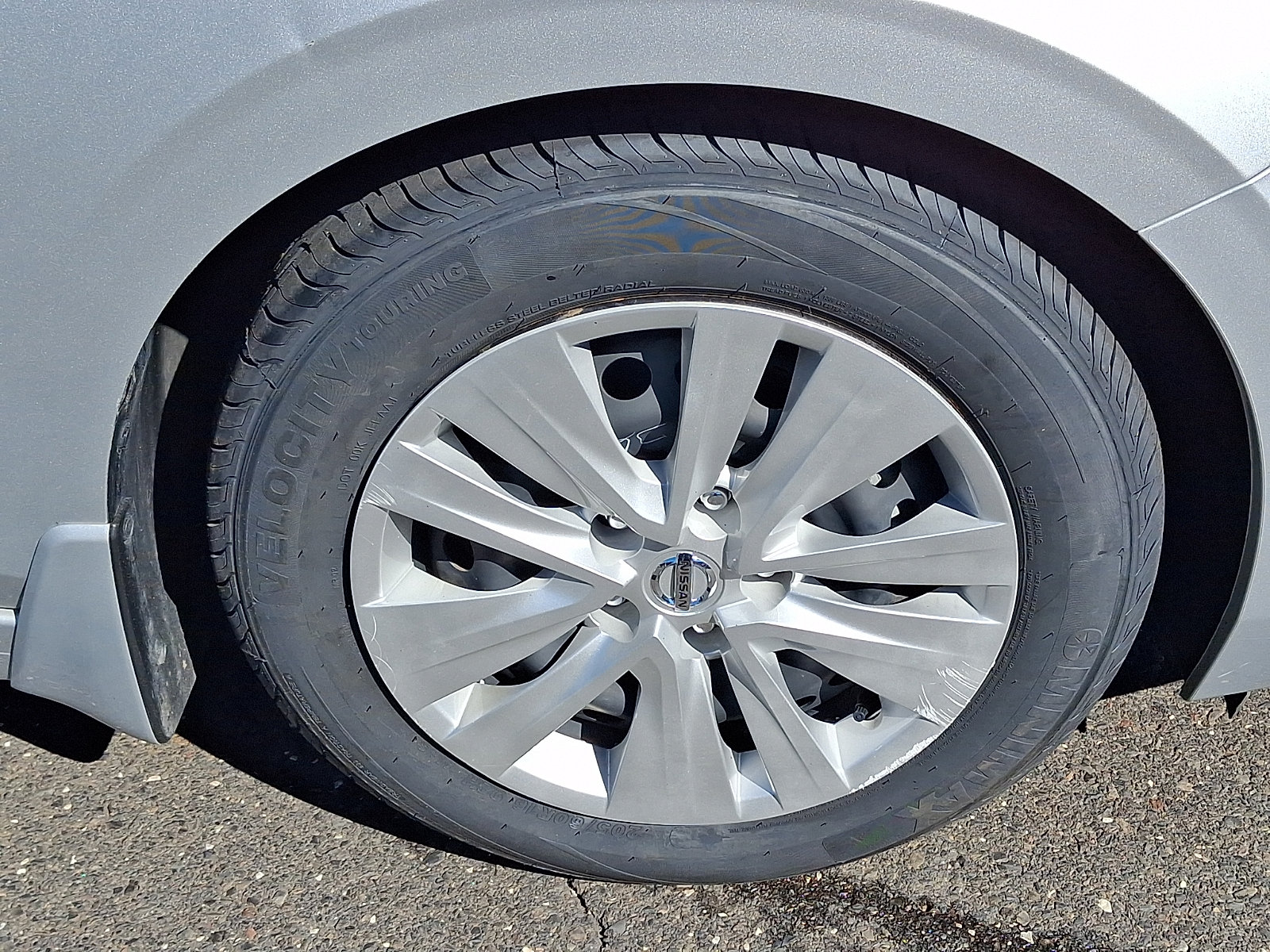 Certified 2023 Nissan Sentra S FWD image 8
