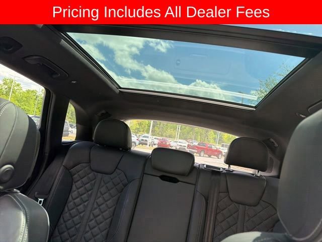Used 2020 Audi SQ5 Prestige w/ Prestige Package AWD/4WD image 12