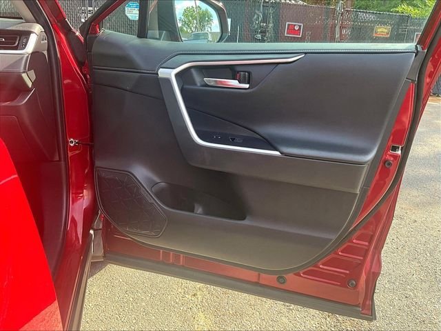 Used 2022 Toyota RAV4 Limited AWD/4WD image 20
