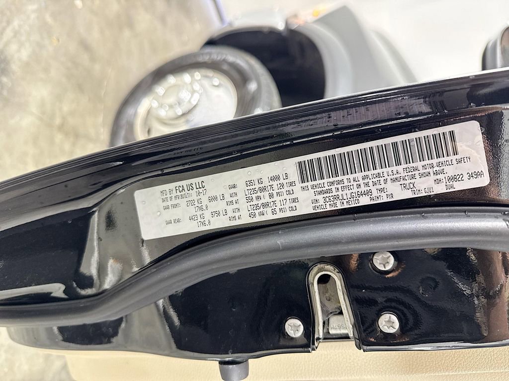 Used 2018 RAM 3500 Laramie image 33