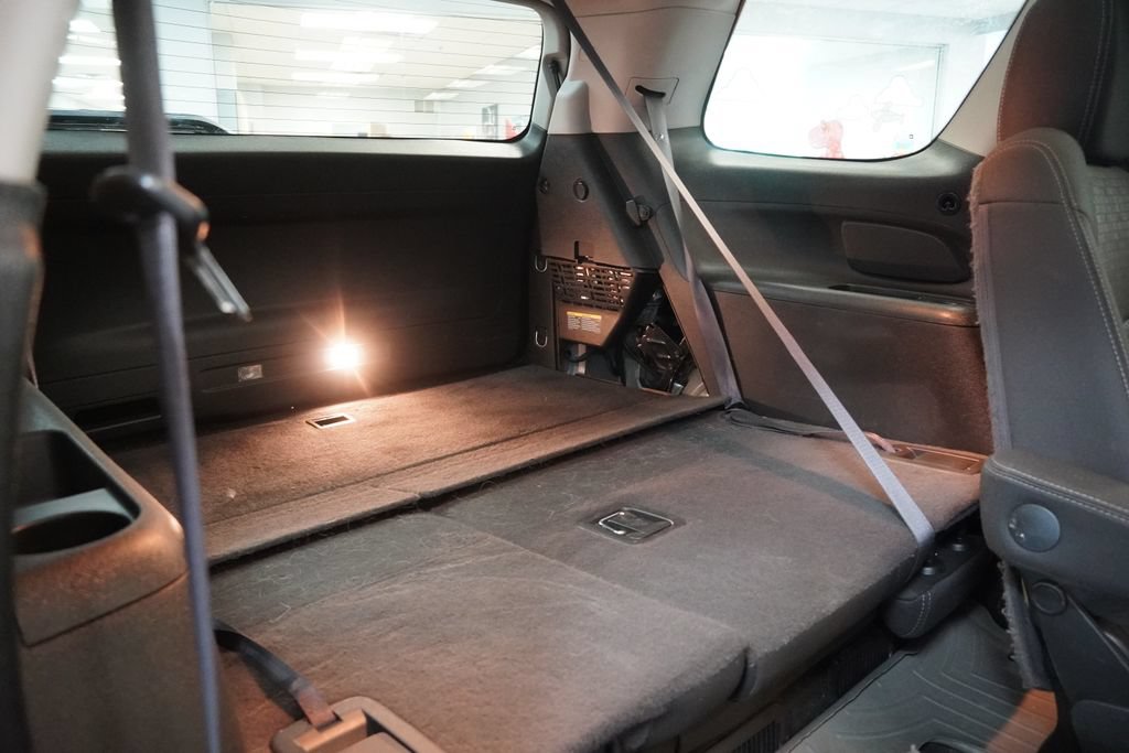 Used 2013 GMC Acadia SLE FWD image 35