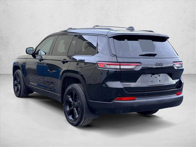 Used 2025 Jeep Grand Cherokee L Altitude image 7