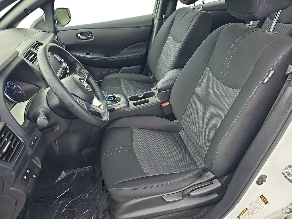 Used 2025 Nissan Leaf S FWD image 15