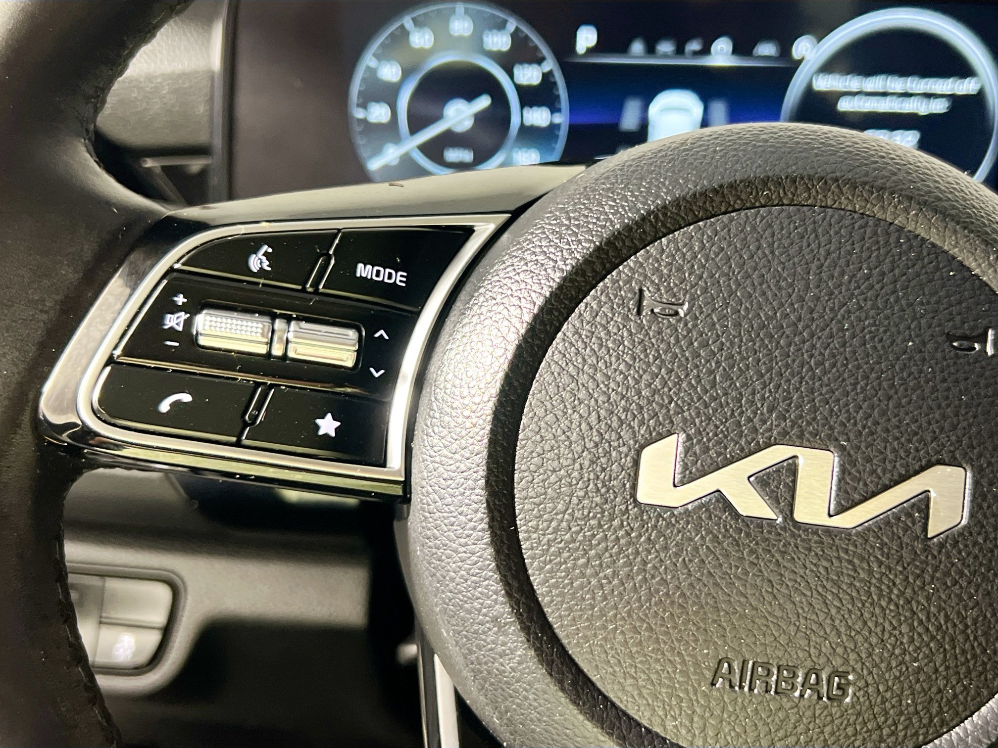 Used 2024 Kia Seltos S AWD/4WD image 17
