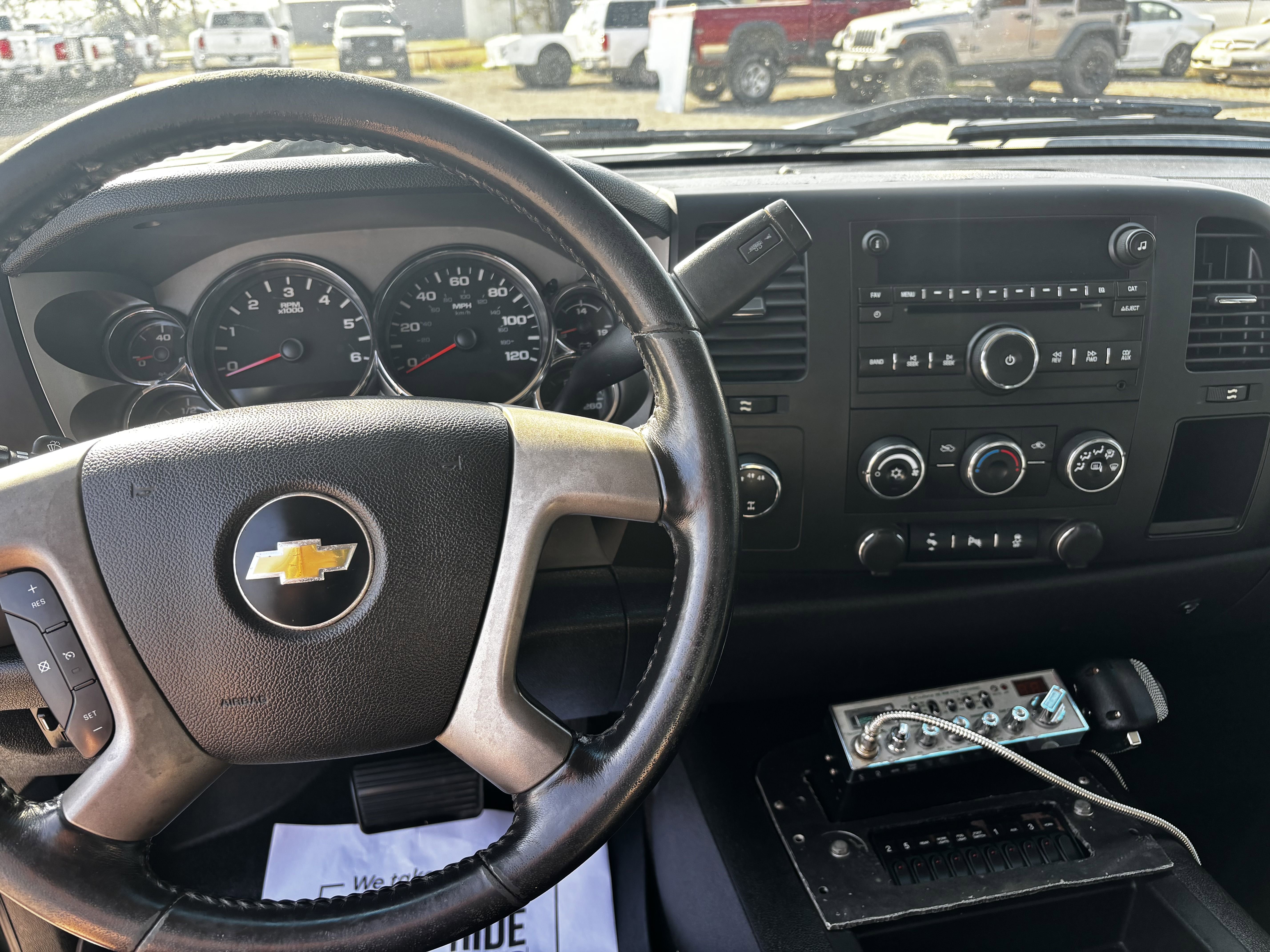 Used 2012 Chevrolet Silverado 2500 LT w/ Convenience Package AWD/4WD image 4